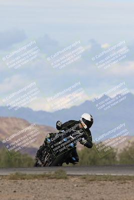 media/Nov-16-2025-Race Pace (Sun) [[8c5fa54630]]/Non Verified Riders (1st 20 Minutes)/7-Turn 9 Entry (210pm)/